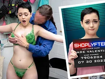 Tory-enjoying Jade Valentine gets raunchy with fuck stick & bj's Jerk Vegas's hefty boner