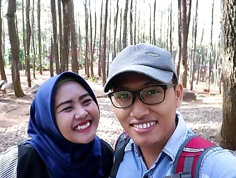 Kali in Bermain di Hutan: A Platinum-blonde Nanny's Intercourse with HD Pornography and Platinum-blonde Fellatios!