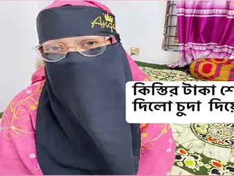 Step-mother gets her taut caboose boinked by the debt collector while railing him like a cowgirl