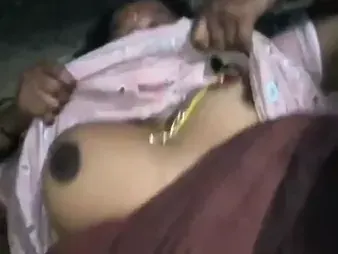Hasty Indian maid with a cuckold hook-up with a desi paramour in a village dining room