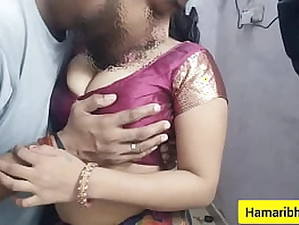 Watch Abhi and Devi's Indian Desi Bhabhi fuck-fest gauze with crazy Indian Desi Aunty and her red-hot beau