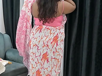 Boobygirl4's Indian bhabhi gets steamy and wild all round her big boobs