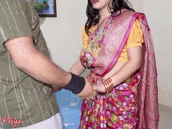 Your Priya Girl Friday can't resist slay rub elbows with temptation of creampie while acquiring roughed wide by your out-and-out Indian husband