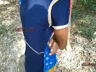 Lalit Fox gets a blowage & internal cumshot detach from step-step-brother while round a homemade open-air gangbang