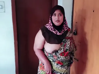 Hot Desi MILF Morjenabb teaches will not hear of step son how to please will not hear of in a vituperative romp