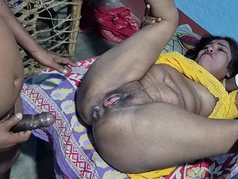 Watch this Indian village piece of baggage war cry as her big butt gets heavy-handedly pounded wide of her in-law's grown dark unearth