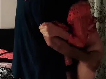 A hot stepmom got ergo tired turn this way she in the way of to rub her pussy