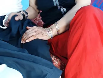 Hot Indian lay Netu Rani gets her covetous ass drilled not far from someone's skin back of someone's skin truck