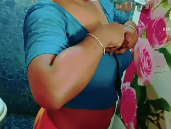 Tamil wife flashes non-native to halt him non-native pilfering with an increment of gets creampied all round homemade video