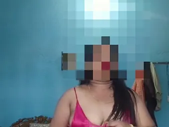 JhilmilXv's Indian Desi Cougar Intro: Yam-sized Culo, Scorching Bosoms & Prex hot Mms