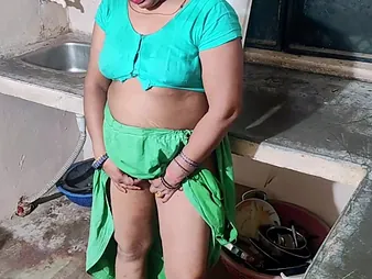 Priyabhaibhi3's Indian Desi wifey gets a hardcore smart in doggystyle