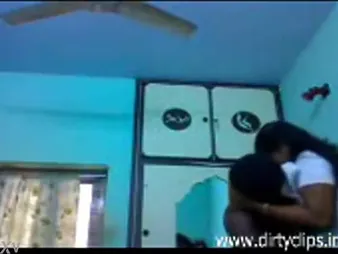 Tamil stunner hooks forth yon her friend's husband unaffected by YouPorn